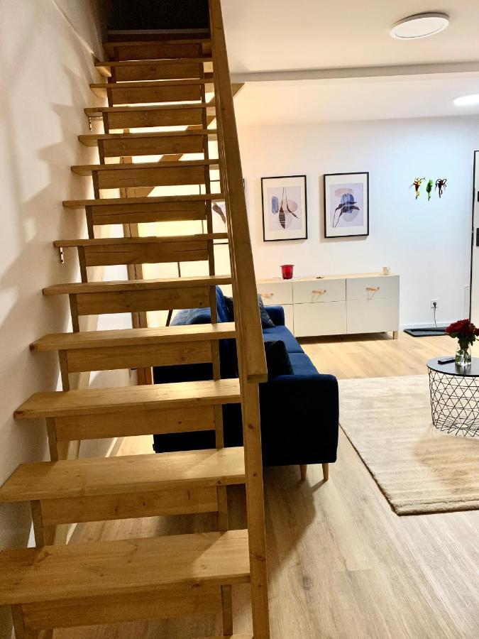 Apartament W Samym Sercu Miasta Z Darmowym Parkingiem Pod Zlotym Lwem -Hotel VI Kłodzko Exteriör bild