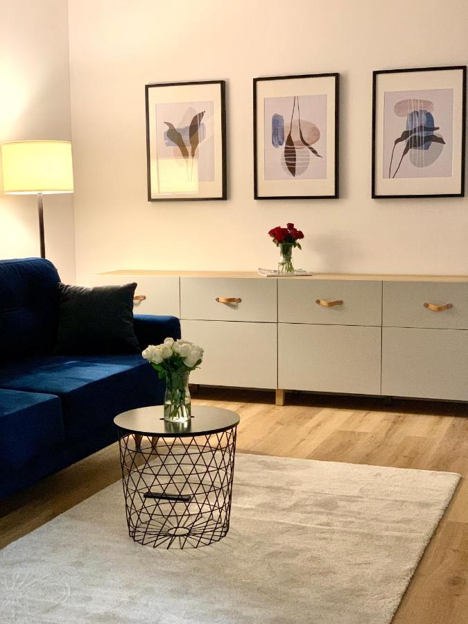 Apartament W Samym Sercu Miasta Z Darmowym Parkingiem Pod Zlotym Lwem -Hotel VI Kłodzko Exteriör bild